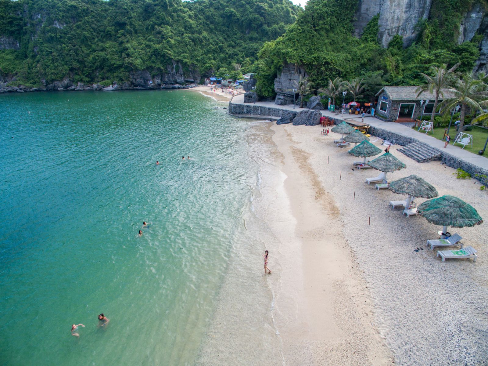 Cat ba Sandy Beach Resort