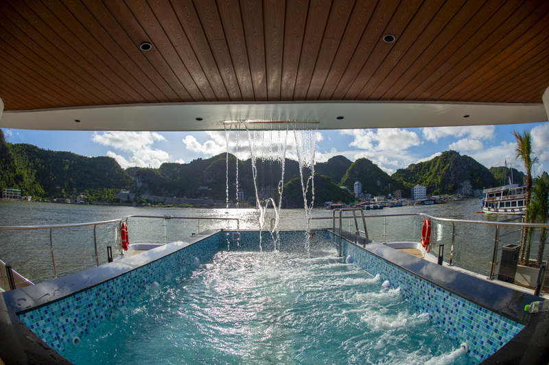 Pool Serenity Grandeur Cruises Pool Serenity Grandeur Cruises