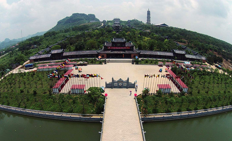 Hoa Lu - Ninh Binh