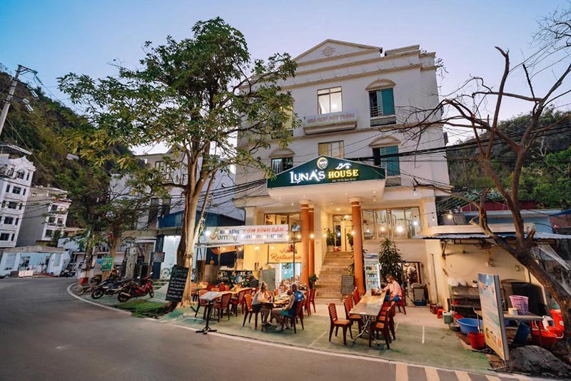 Khách sạn Luna's House Cát Bà Hostel