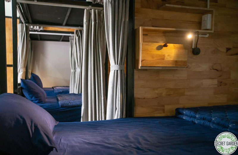 Phòng Dorm (giường tập thể)