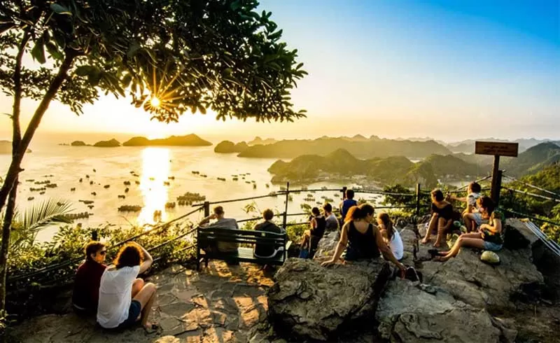 Ngắm hoàng hôn Pháo Đài Thần Công Ngắm hoàng hôn Pháo Đài Thần Công