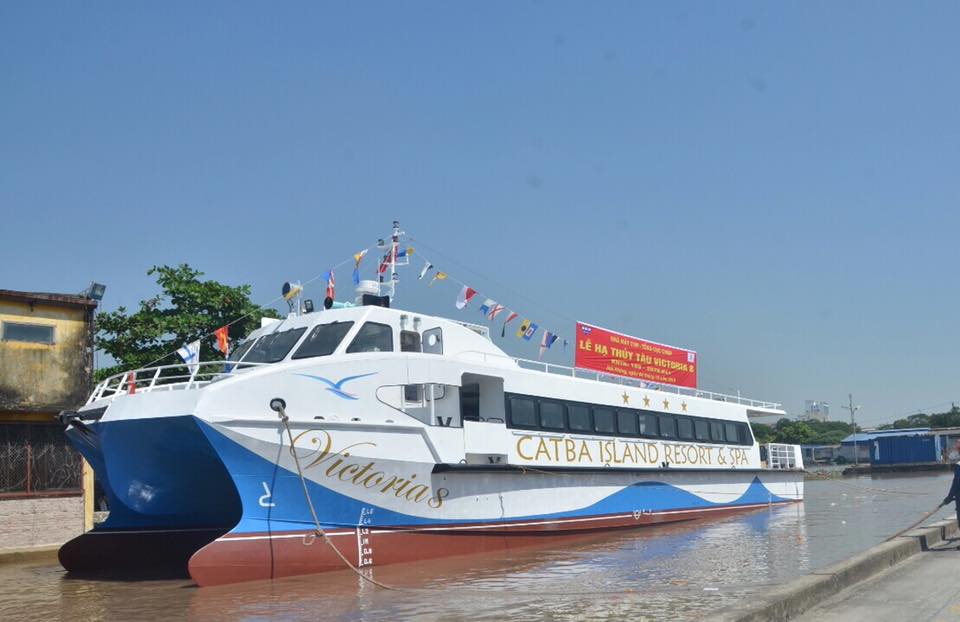 Binh Speed boat