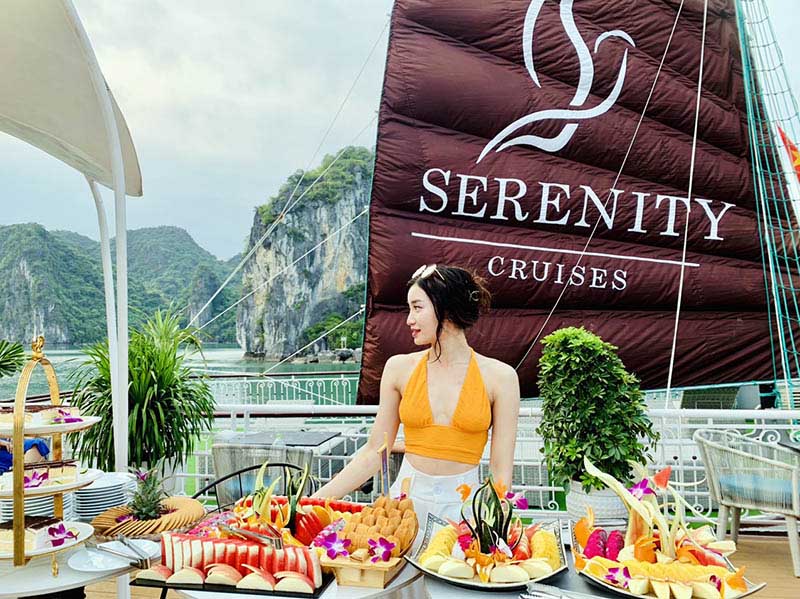 Cat Ba Traveller | Serenity Premiuem Cruise