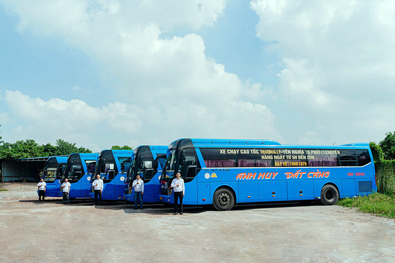 Anh Huy Hanoi - Hai Phong bus station