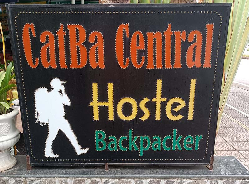 Khách sạn Cát Bà Central Hostel