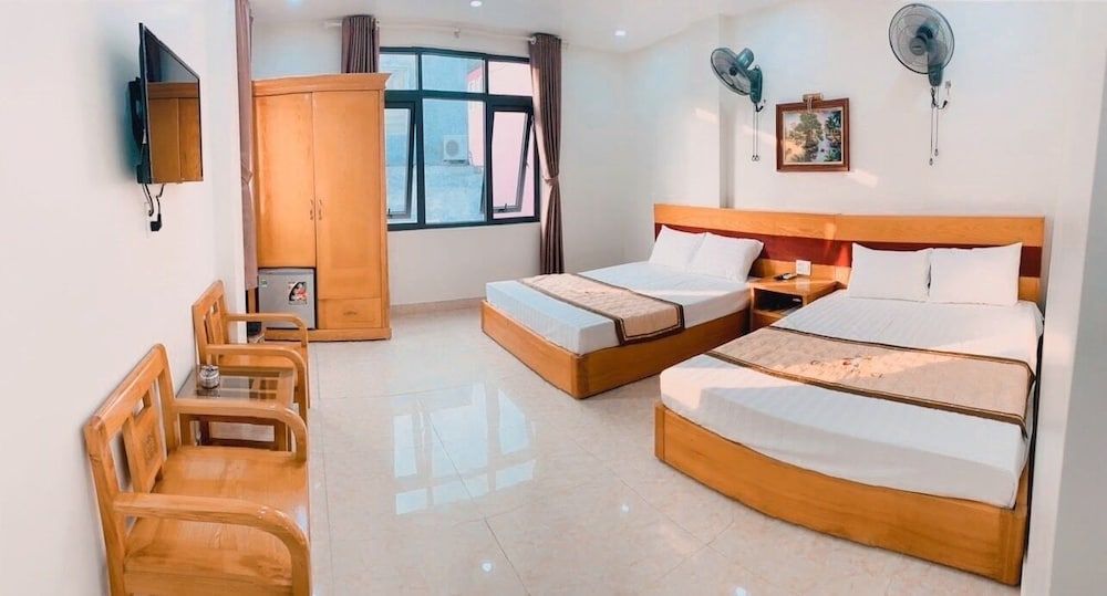 Khách sạn Cát Bà Sky View Hotel