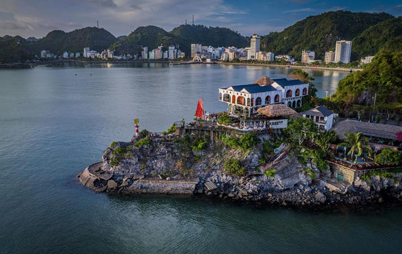 Khách sạn Lepont bungalow Cát Bà