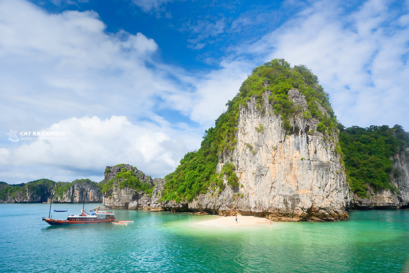 Bãi Tắm Cát Bà