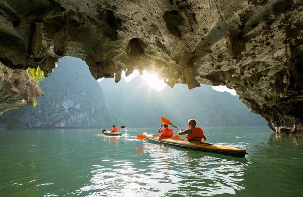 Halong Bay day tour from Hanoi by Cruises