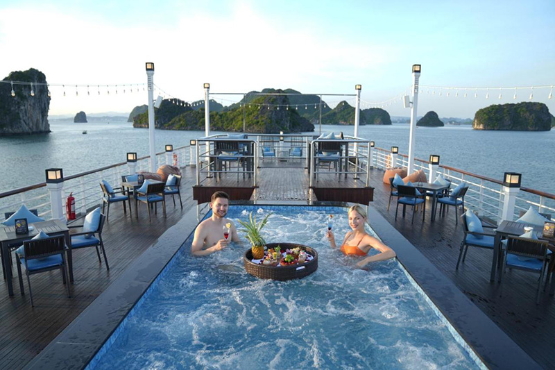 Paradise Grand Cruises - Lan Ha Bay - Halong Bay Cruises 14