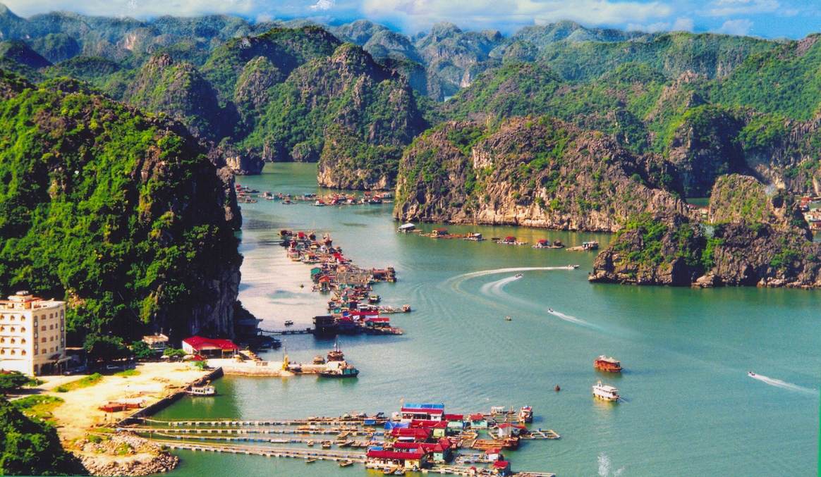 UNIQUE LAN HA - HA LONG FULL DAY TOUR 2