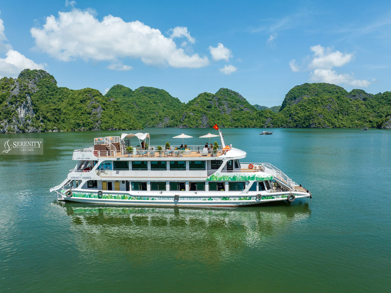 Lan Ha Bay full-day cruise tour from Hanoi, Hai Phong City 3