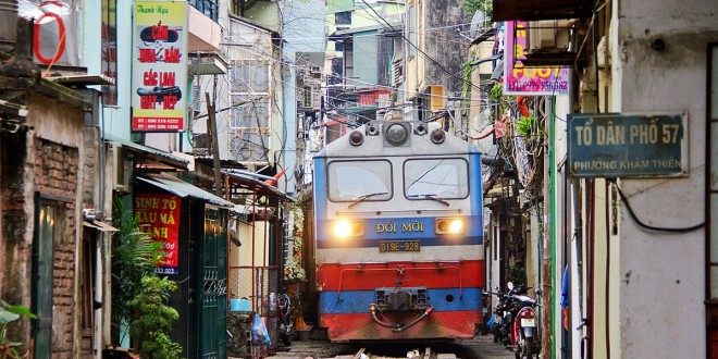 The experience to travel by train in Vietnam